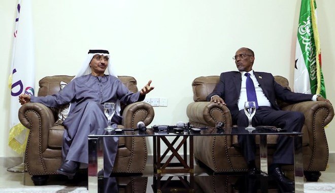 President Muse Bihi Abdi, of Somaliland and Sultan Ahmed bin Sulayem, chairman and CEO of DP World, attend news conference after the signing ceremony of expansion project of Berbera port. REUTERS/Tiksa Negeri