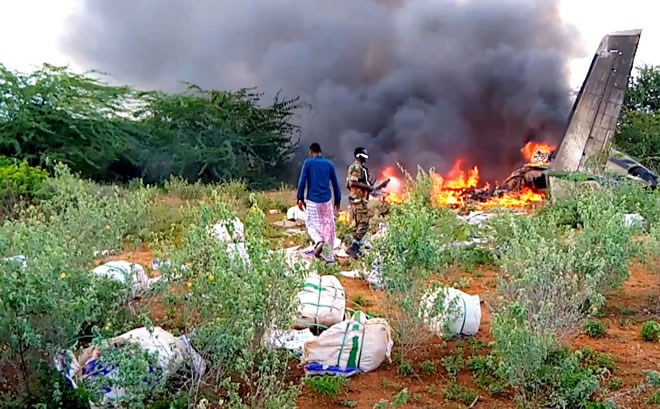 The site of the plane crash in Somalia.Credit...Reuters