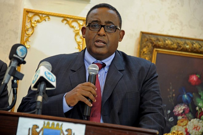 Somalia's Prime Minister Omar Abdirashid Ali Sharmarke gives a speech following his appointment in Mogadishu on December 17, 2014. Sharmarke is running for the presidency in Somalia's elections, scheduled for October.