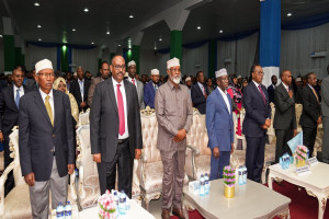 War-murtiyeed laga soo saaray shirkii Kismaayo iyo madaxweyne Xasan Sheikh oo loogu baaqay inuu isugu yeero samileyda siyaasadda