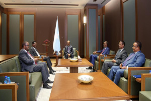 Madaxweyne Xasan Sheikh oo kulan gaar ah la yeeshay qaar kamid ah Dowlad-goboleedyada iyo gobolka Banaadir