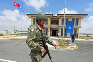 Turkiga oo dardar geliyay dhismaha saldhig milatari oo ku yaalla Laasgaray, kaddib tallaabada Israa’iil ee Somaliland